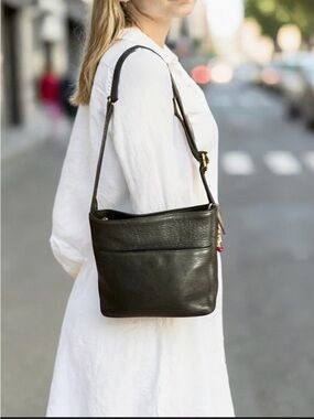 Classic Black Leather Crossbody Bag - Women made in 1997